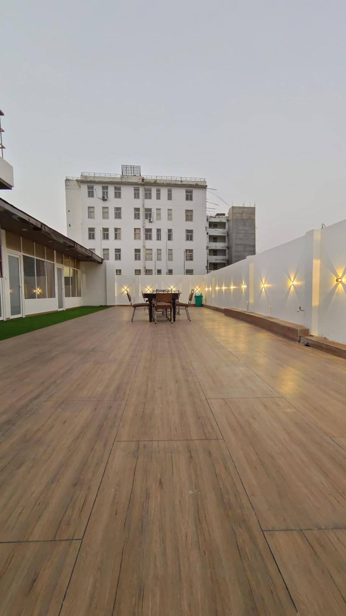 Hotel Golden Heritage Deluxe ชัยปุระ ภายนอก รูปภาพ